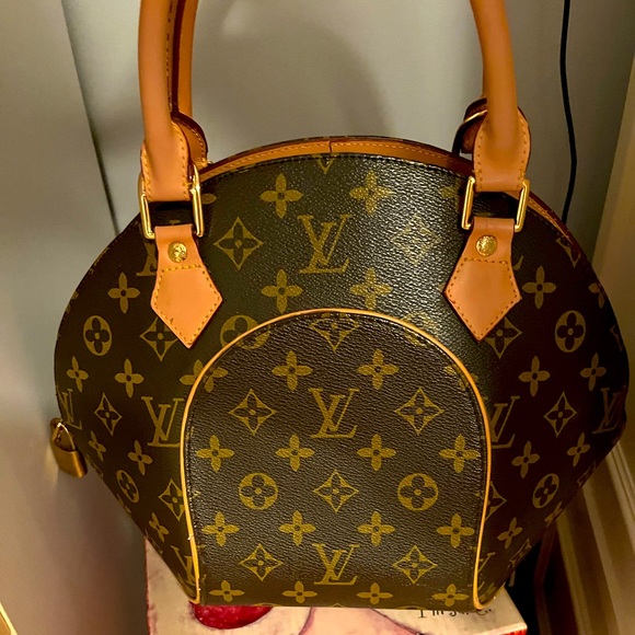 LOUIS VUITTON - Ellipse MM Bag for Sale *real* LV DUST BAG INCLUDED 💼 - Picture 1 of 17